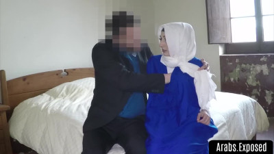 Shy Arab wife cheats on her husband with this stranger