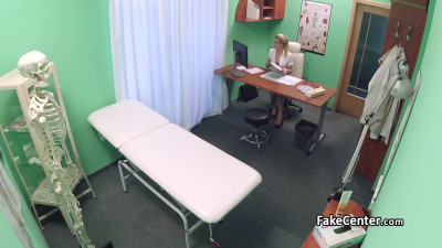 Perverted nurse fucks a guy on the examining table