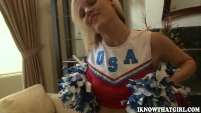 Cheerleader gets me going 