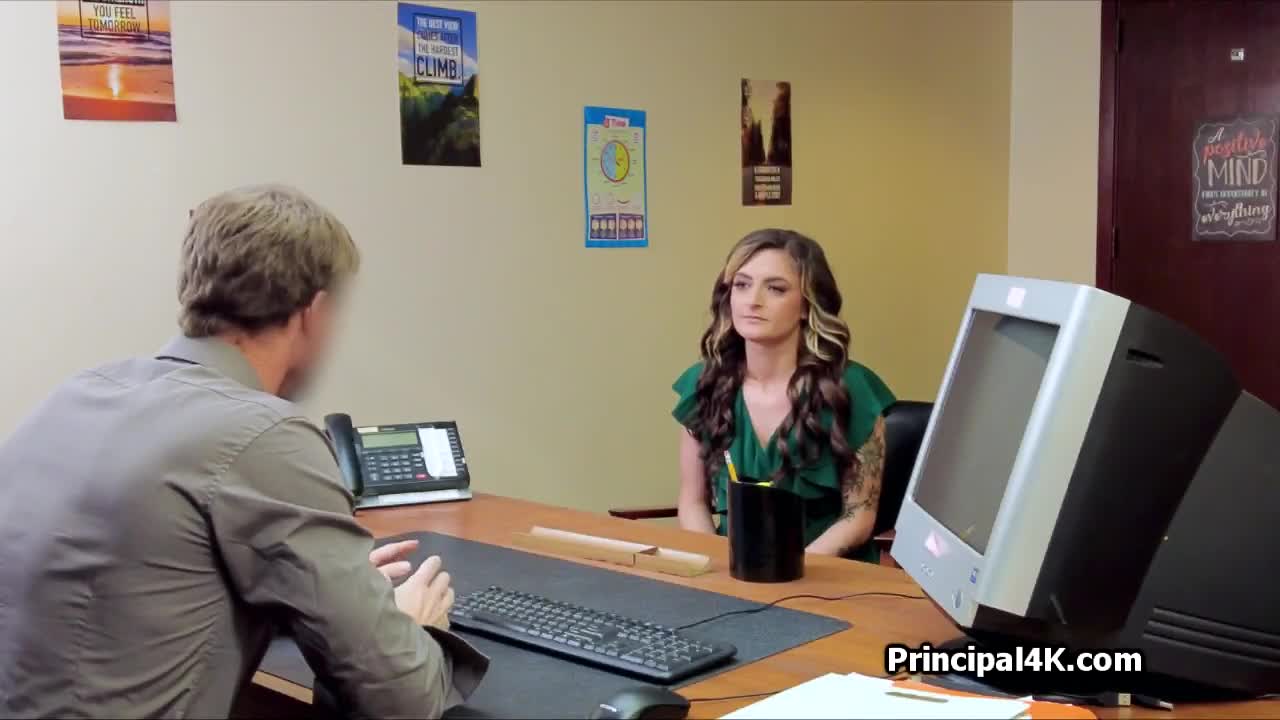 Sexy soccer mom sucks dick in the principal's office Free Porn Videos | ePornHot.